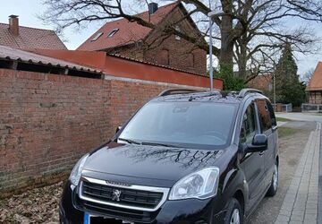 Peugeot Partner Tepee 128.000 km 8.500 &euro; Hohenhameln 31249