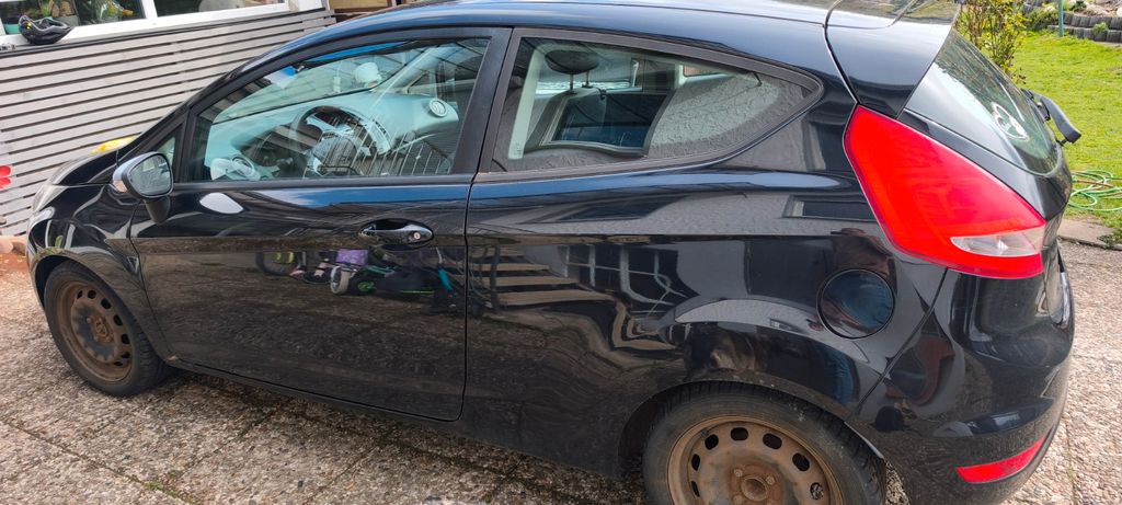 Ford Fiesta 181.189 km 1.200 &euro; Delligsen 31073