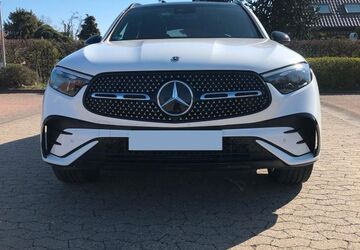 Mercedes-Benz GLC 450 6.061 km 75.400 &euro; Giesen 31180