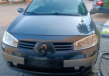 Renault Megane 160.000 km 2.222 &euro; Giesen 31180