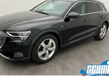 Audi e-tron 13.250 km 37.400 &euro; Peine 31226