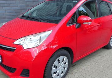 Toyota Verso-S 88.000 km 9.990 &euro; Hannover 30179