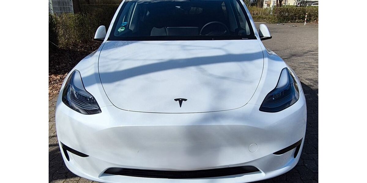 Tesla Model Y 36.500 km 31.900 &euro; Hildesheim 31141