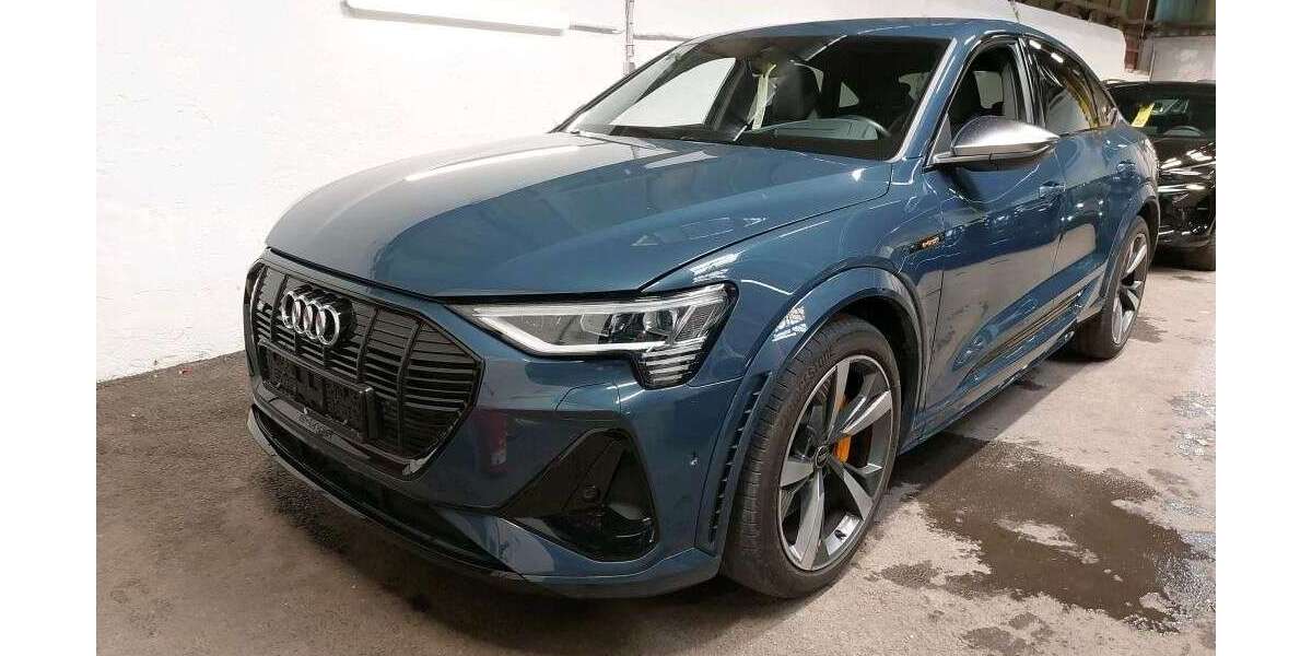 Audi e-tron 35.250 km 44.950 &euro; Salzgitter 38259