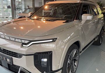 KGM Actyon 2.442 km 40.480 &euro; Hildesheim 31137