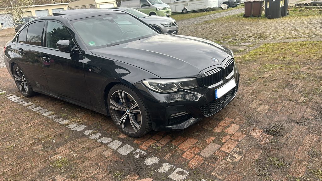 BMW 330 120.000 km 28.999 &euro; Hannover OT Ricklingen 30459