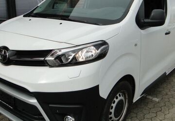 Toyota Proace (Verso) 100.000 km 10.990 &euro; Hildesheim 31137