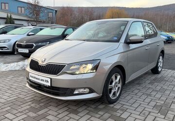 Skoda Fabia 34.765 km 8.990 &euro; Coppenbrügge 31863