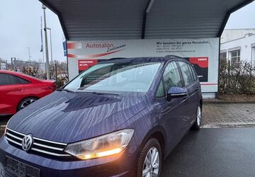 VW Touran 167.200 km 14.900 &euro; Hildesheim 31135