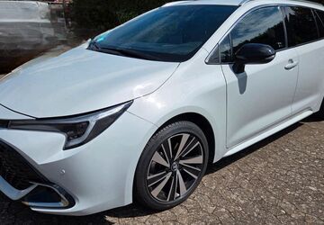 Toyota Corolla 9.115 km 27.900 &euro; Peine 31228