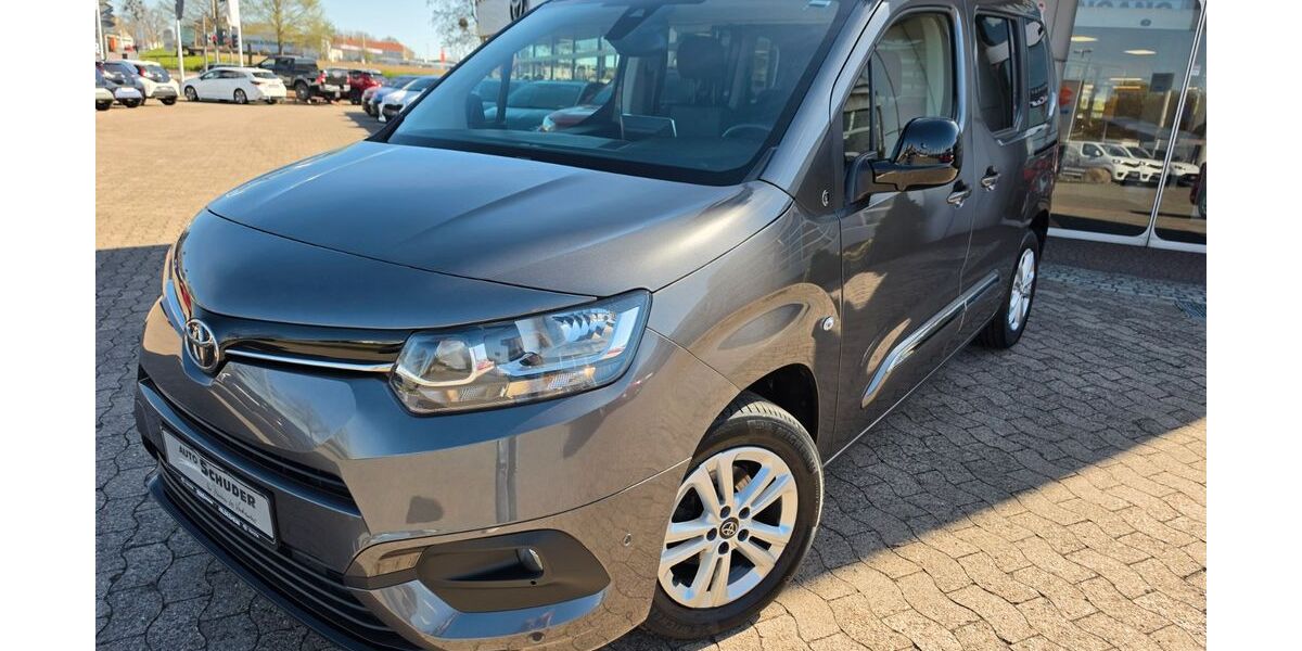 Toyota Proace (Verso) 43.800 km 21.990 &euro; Hildesheim 31137