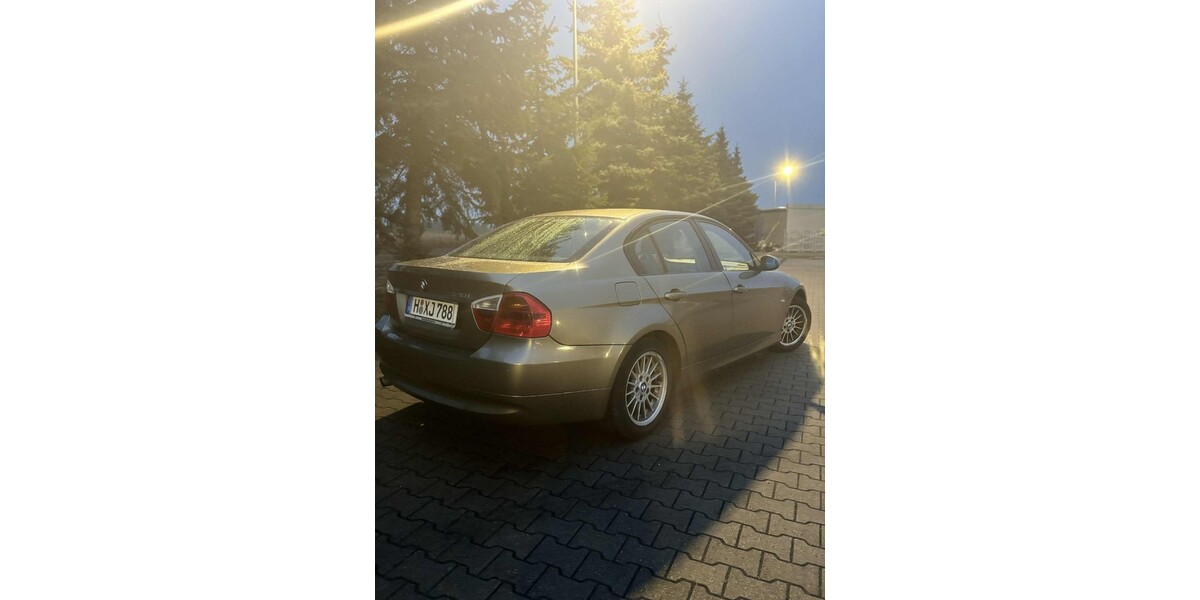 BMW 320 276.900 km 3.000 &euro; Hannover 30159