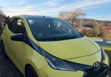 Toyota Aygo (X) 98.000 km 7.900 &euro; Bockenem 31167