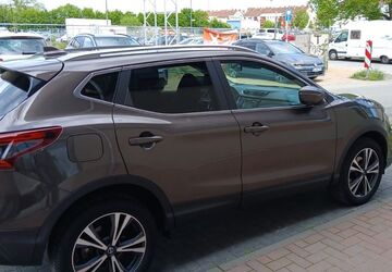 Nissan Qashqai 13.800 km 18.000 &euro; Hildesheim 31135