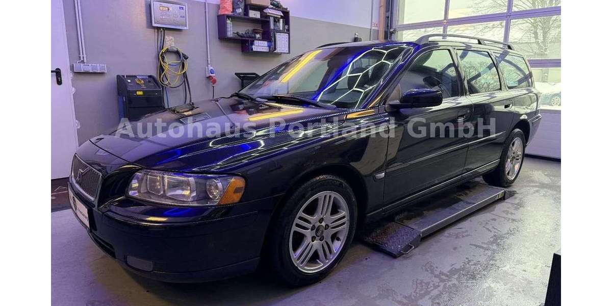 Volvo V70 202.841 km 7.499 &euro; Hannover 30629