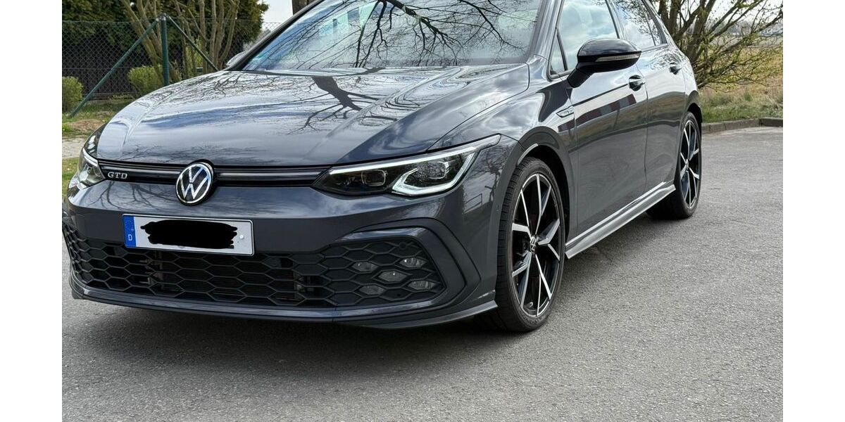 VW Golf 64.250 km 28.200 &euro; Salzgitter 38239